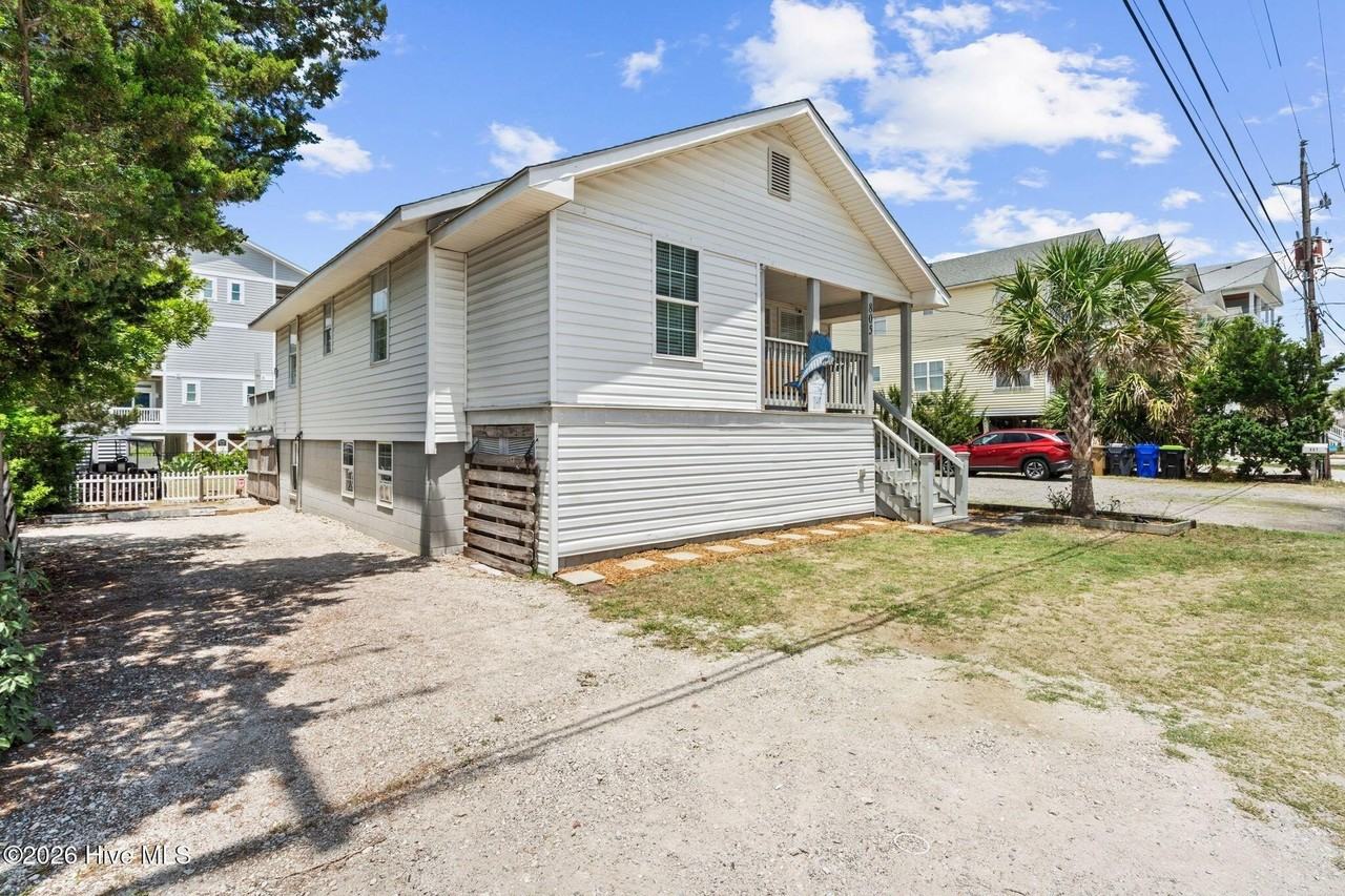 805 Carolina Beach Ave N - Photo 5 of 50