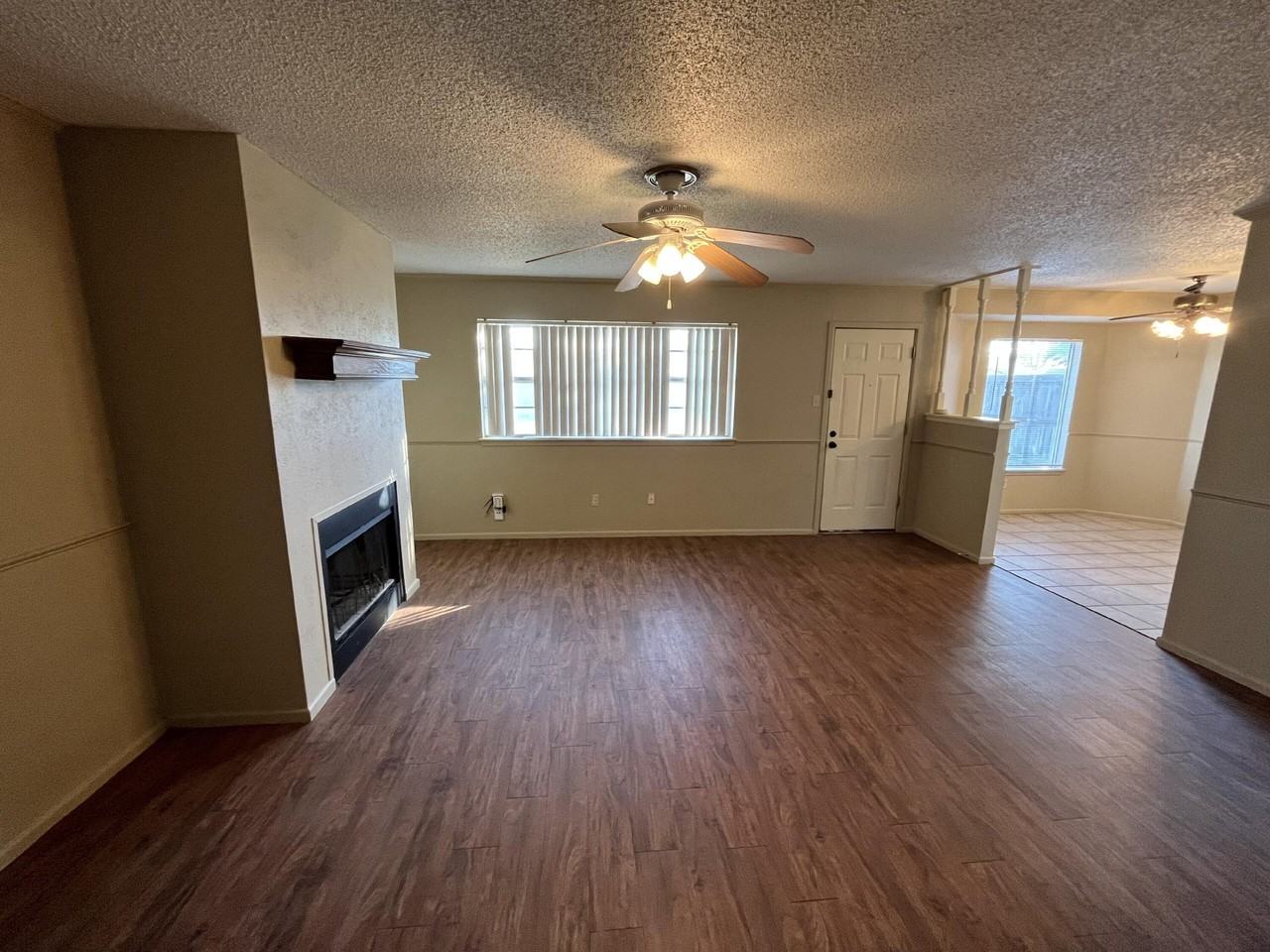 5315 22nd St - Photo 2 of 12