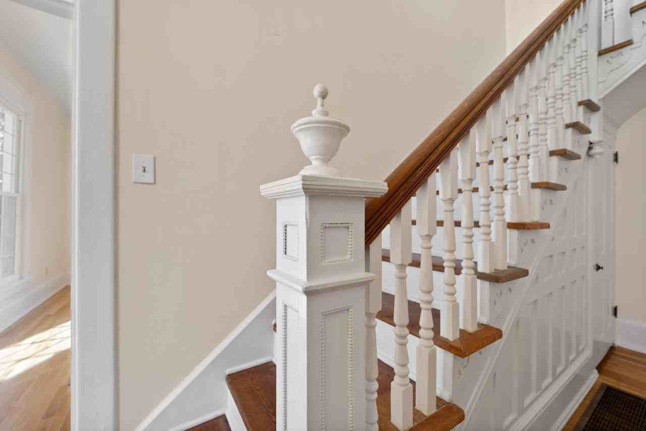 406 N Main St - Photo 7 of 50