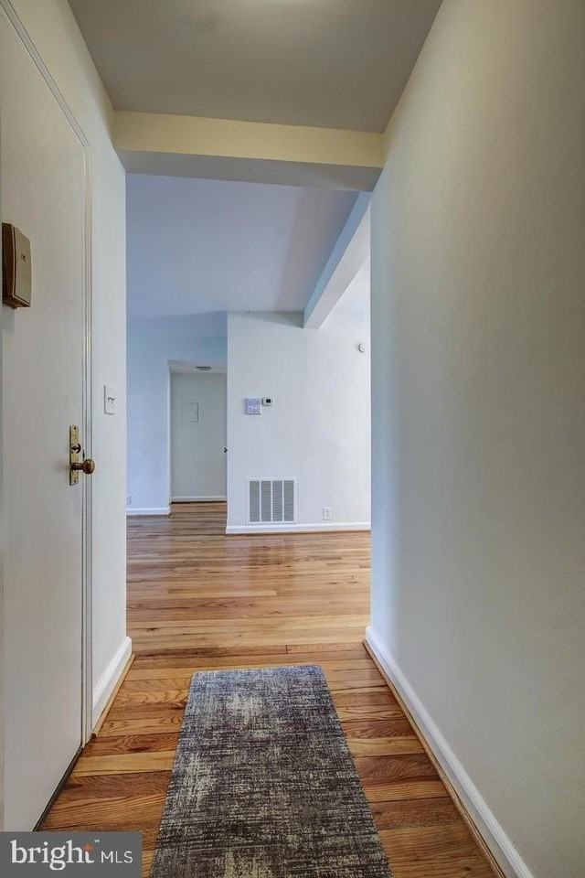 3872 Porter St Nw - Photo 4 of 31