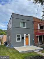 featured image of 121 Darrington St Sw