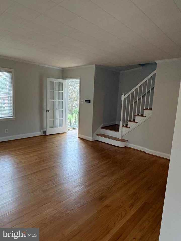 8134 Glen Gary Rd - Photo 3 of 24