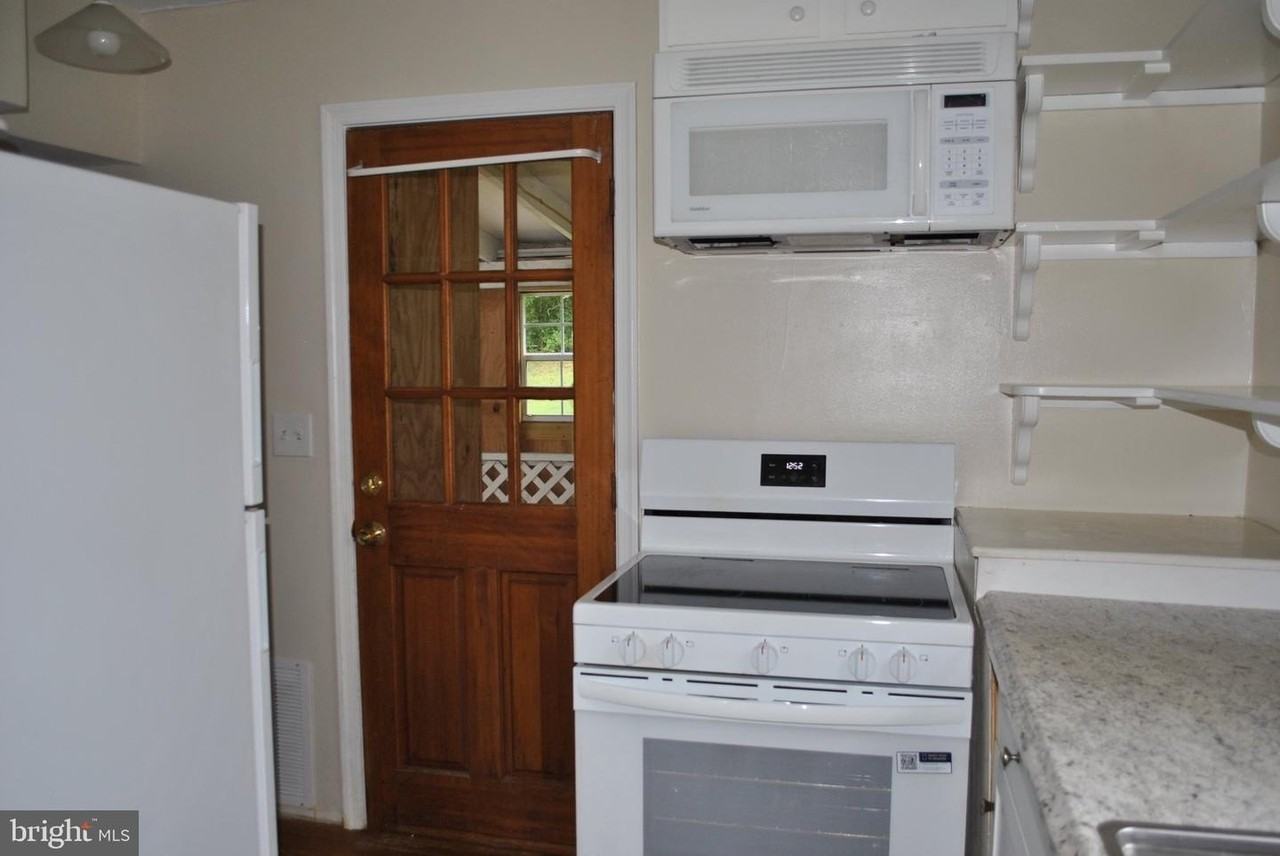 5569 Free State Rd - Photo 5 of 14
