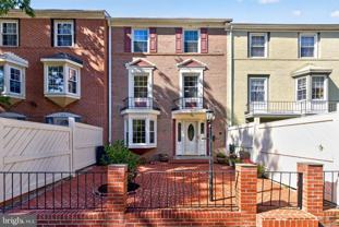 4514 Arendale Sq - Photo 1 of 1