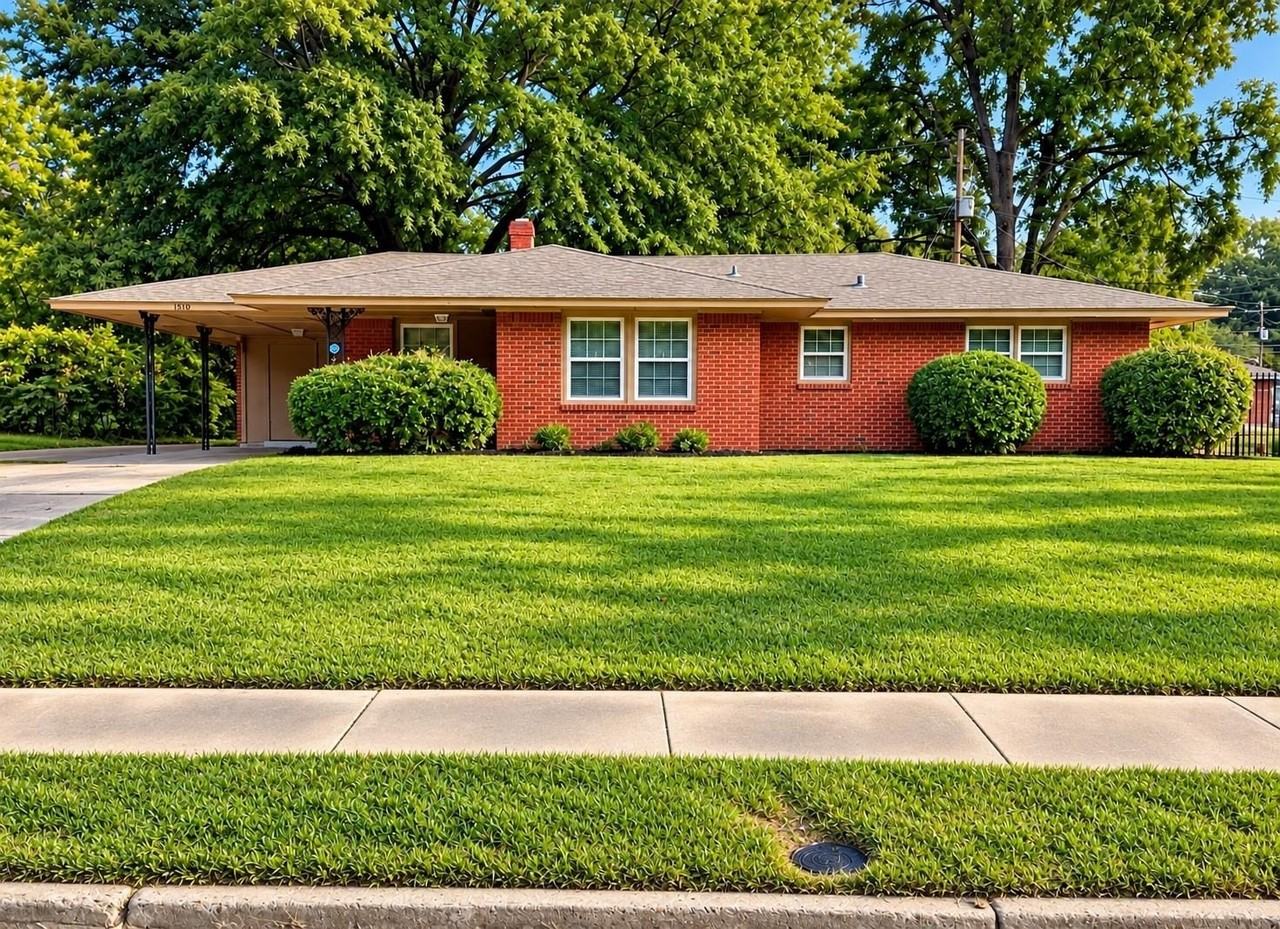 1510 Bonnie Dr