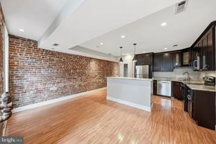 624 9th St Ne #B - Photo 1 of 1