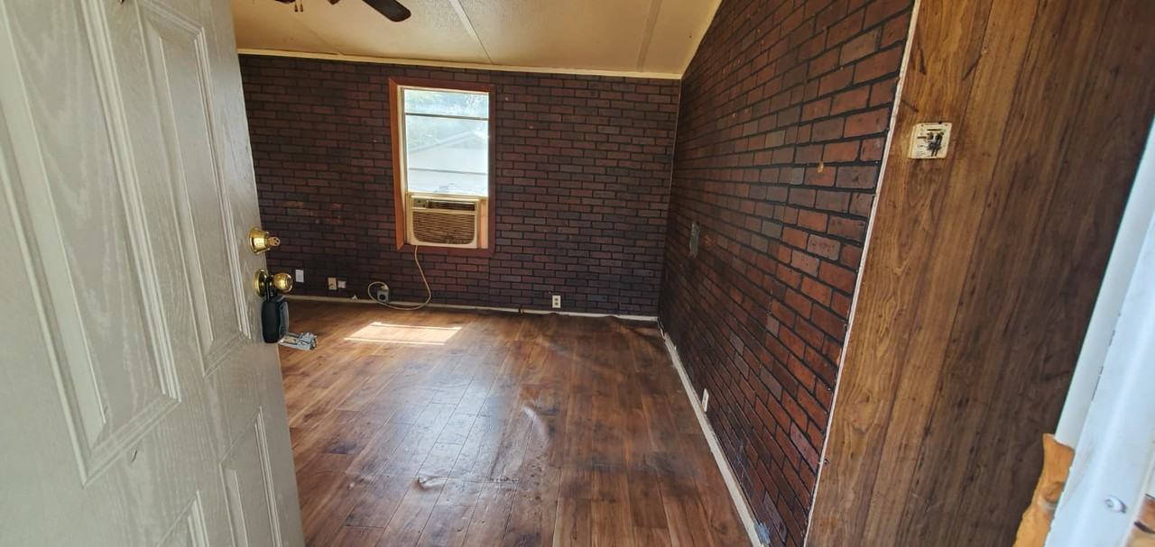 109 Boaz Dr #6 - Photo 3 of 4
