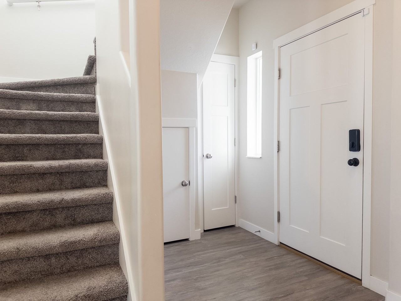 3232 Nw #211 - Photo 5 of 17