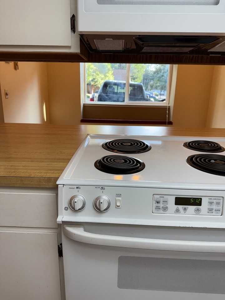 4512 176th St Sw #1 - Photo 5 of 20