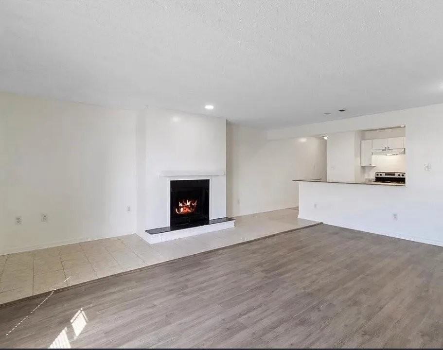 9408 Lincoln Beach Blvd #G - Photo 3 of 11