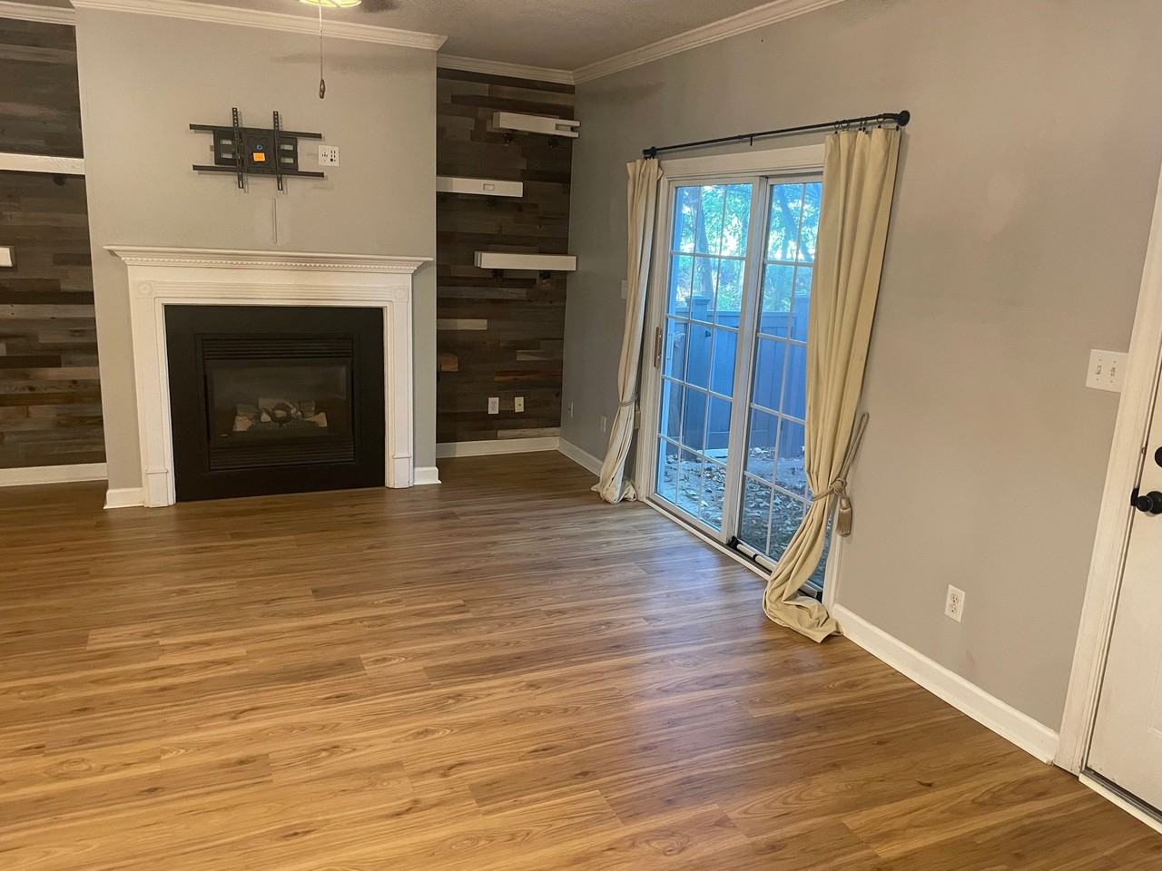 2103 Carrara Ct - Photo 4 of 20