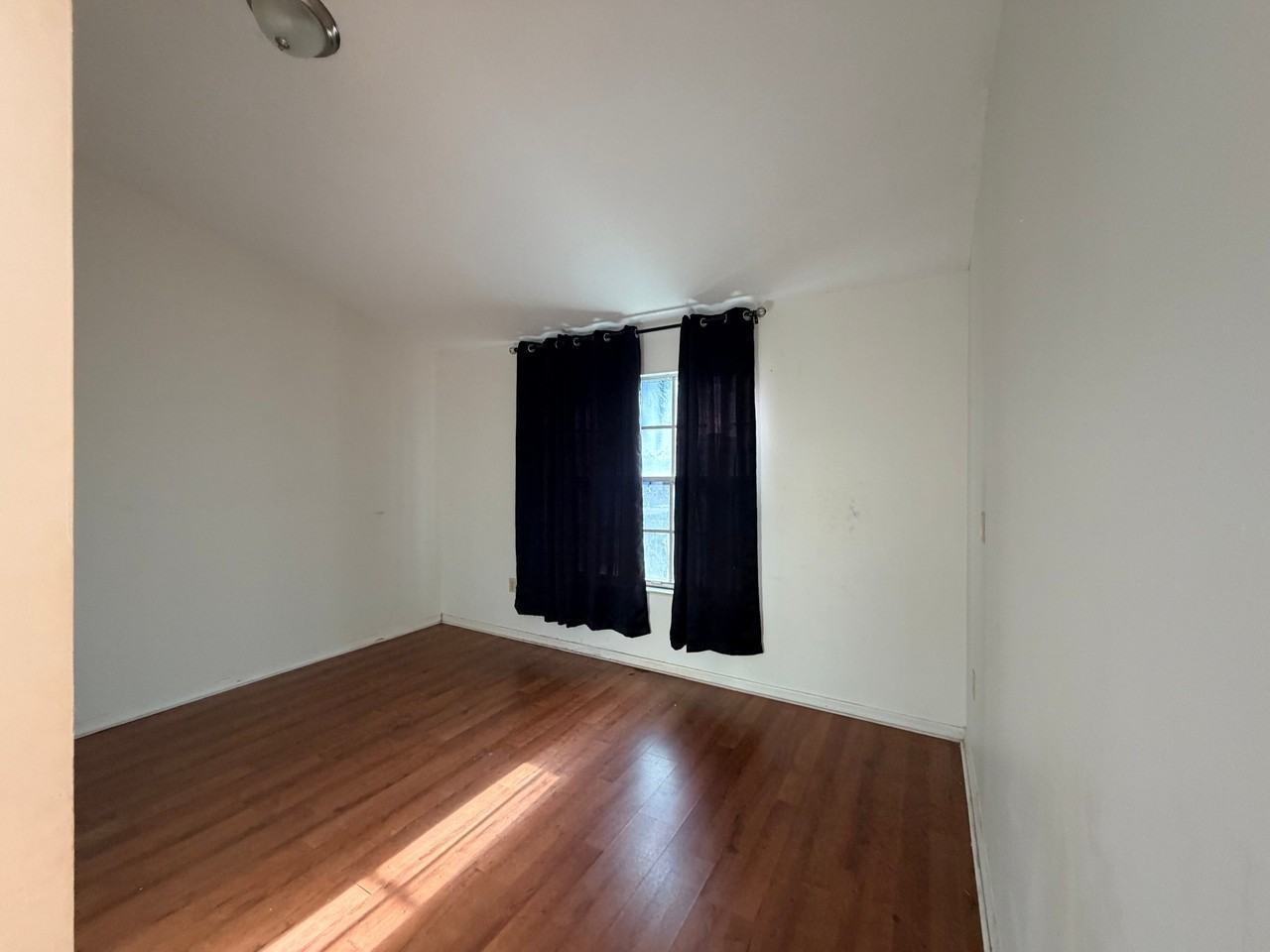 2150 Tiptree Cir - Photo 7 of 16