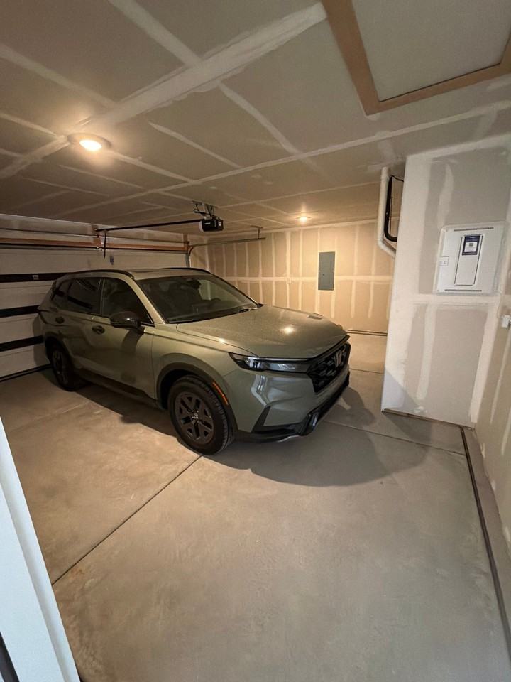 1613 S Fins Rd - Photo 2 of 15