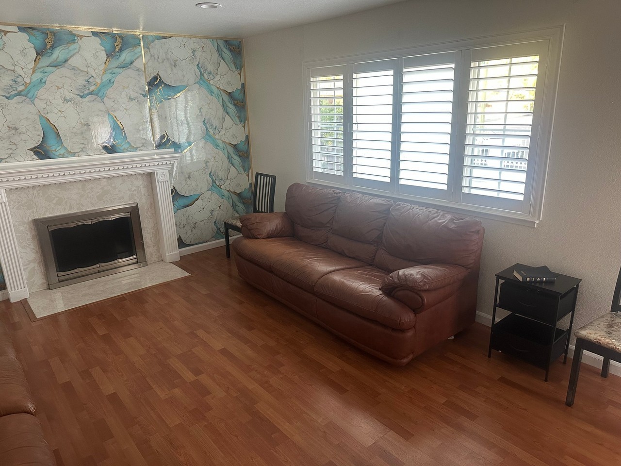 2137 Amberwood Ln - Photo 3 of 11