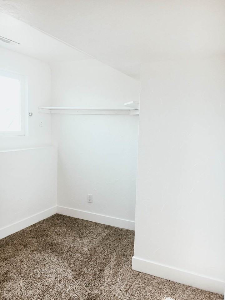 2165 Nw #BS - Photo 2 of 6