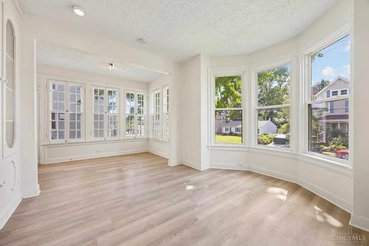 6832 Kenton Ave - Photo 5 of 19
