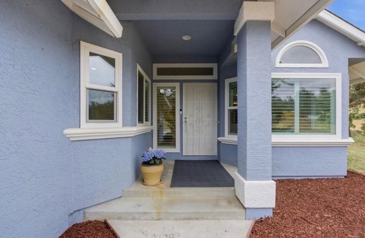 1584 Rocks Rd - Photo 3 of 12