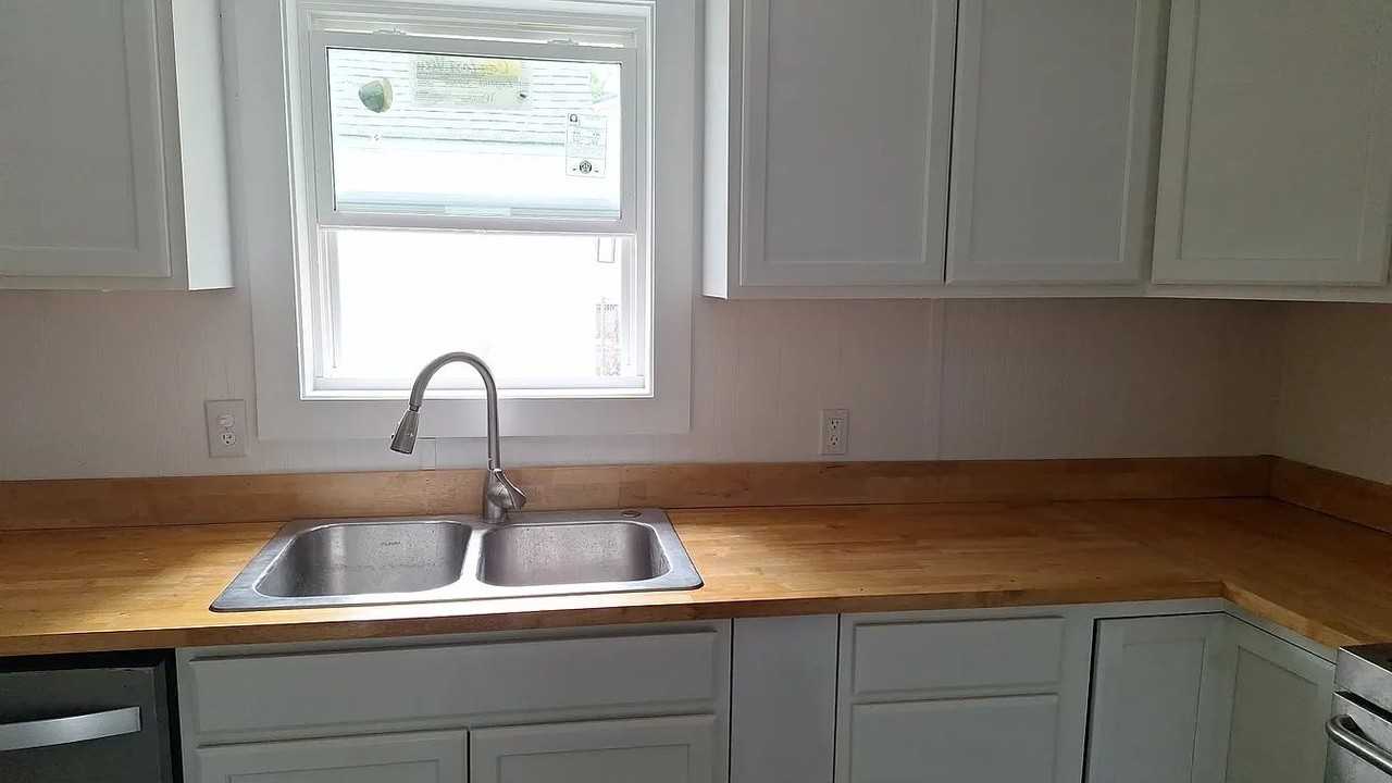 40 School Ave - Photo 6 of 21