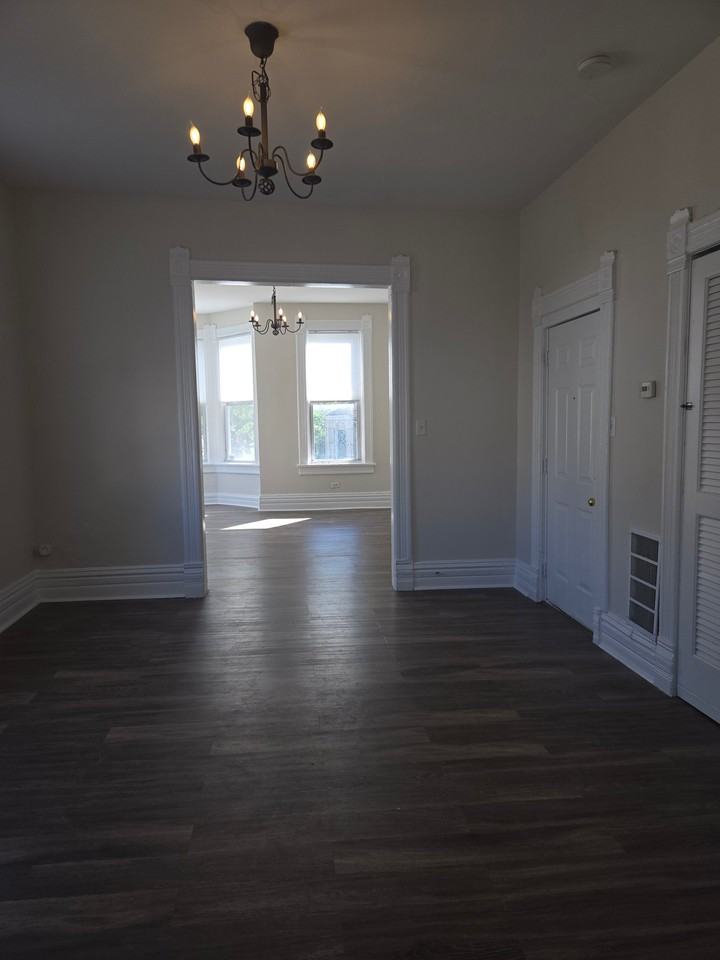 3300 W Wabansia Ave #2F - Photo 2 of 19