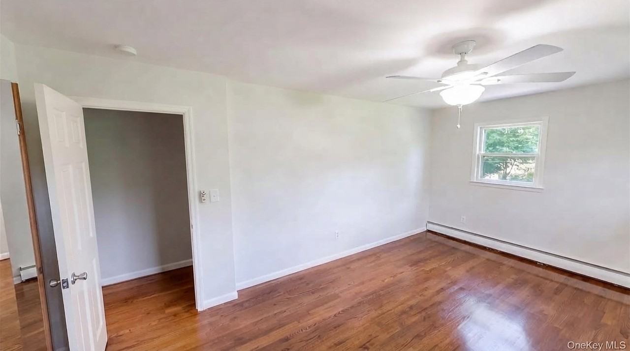 166 Elmira St Sw - Photo 4 of 7