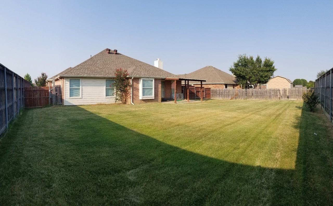 229 Stanley Dr - Photo 3 of 16