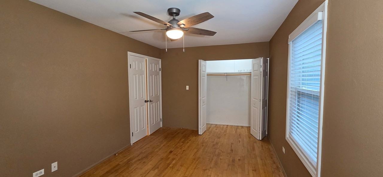 1134 Inverrary Ln - Photo 5 of 12