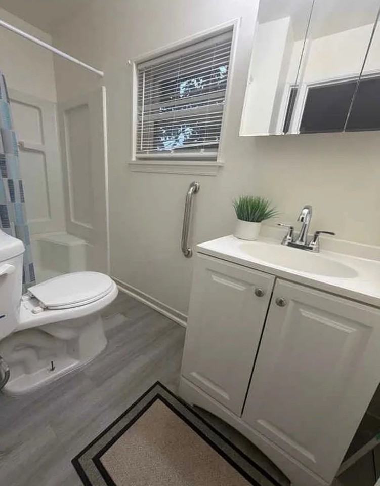 3155 Agate St - Photo 2 of 13