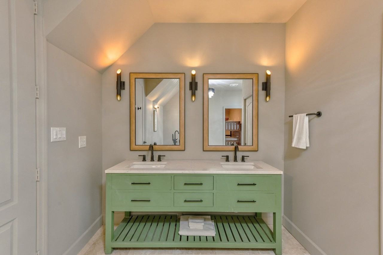 3420 Stonewall Tell Rd - Photo 4 of 9