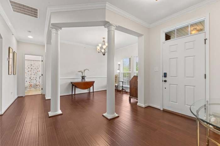 2629 Crossvine Dr - Photo 2 of 20