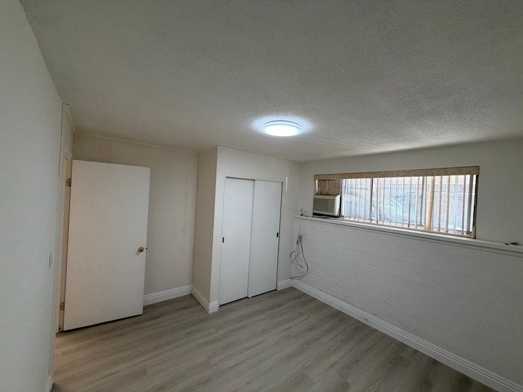 3279 Ruskin Dr - Photo 3 of 6