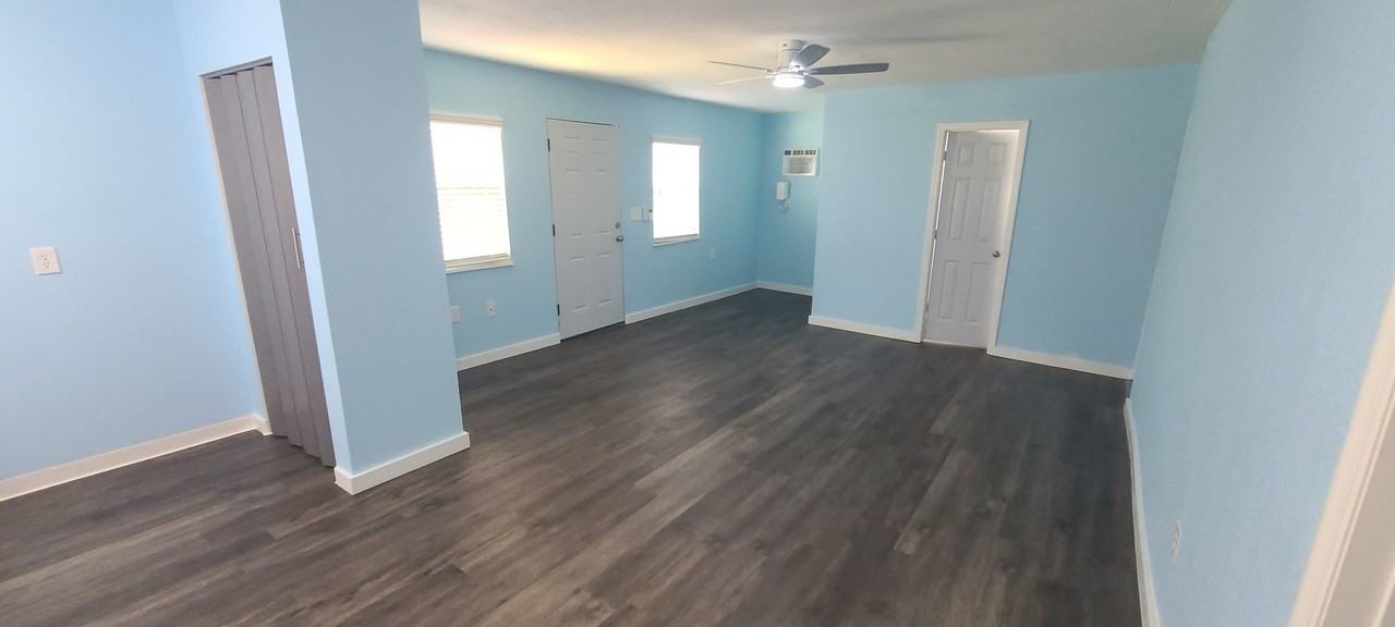 725 Cohassett Ave #719 - Photo 2 of 8