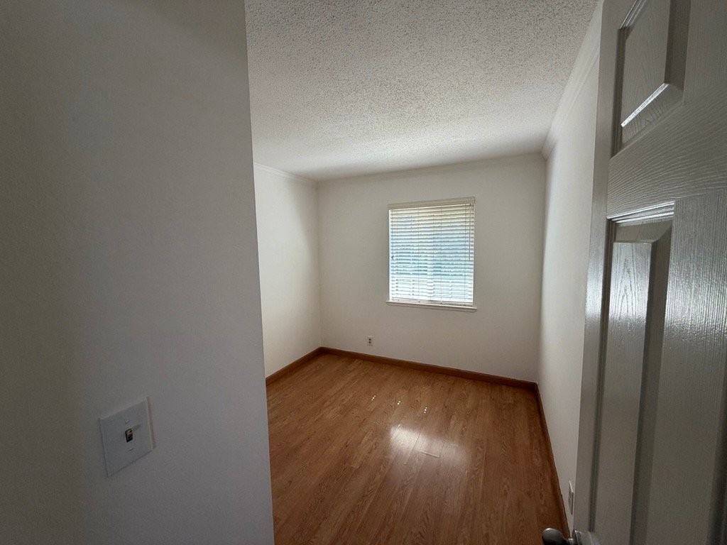 3279 Ruskin Dr - Photo 3 of 9