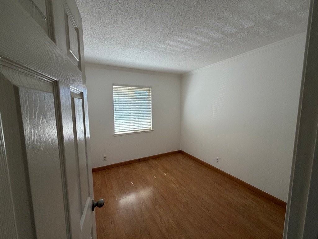 3279 Ruskin Dr - Photo 4 of 9