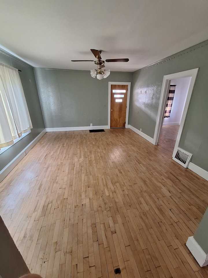 229 Lawrence St #1 - Photo 7 of 14