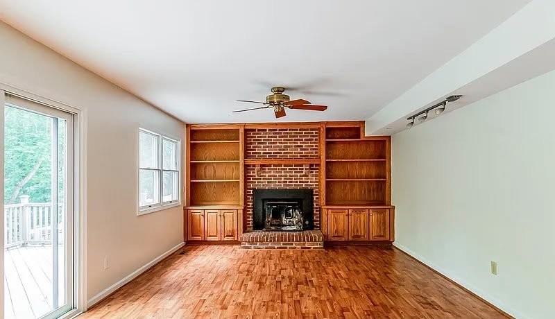 15070 Barkwood Dr - Photo 2 of 8