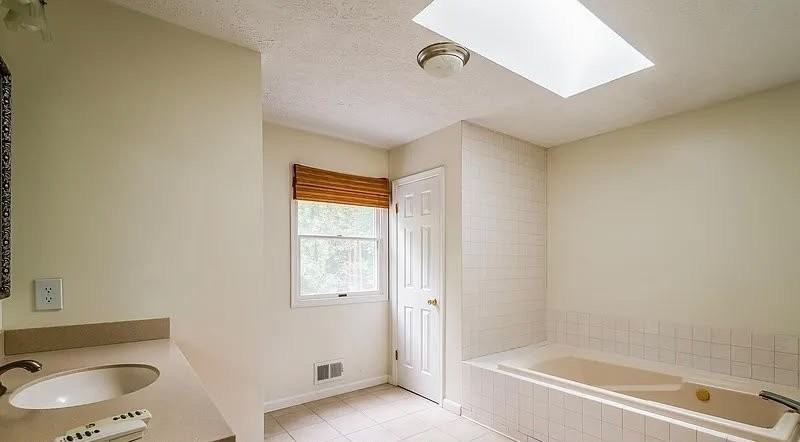 15070 Barkwood Dr - Photo 4 of 8