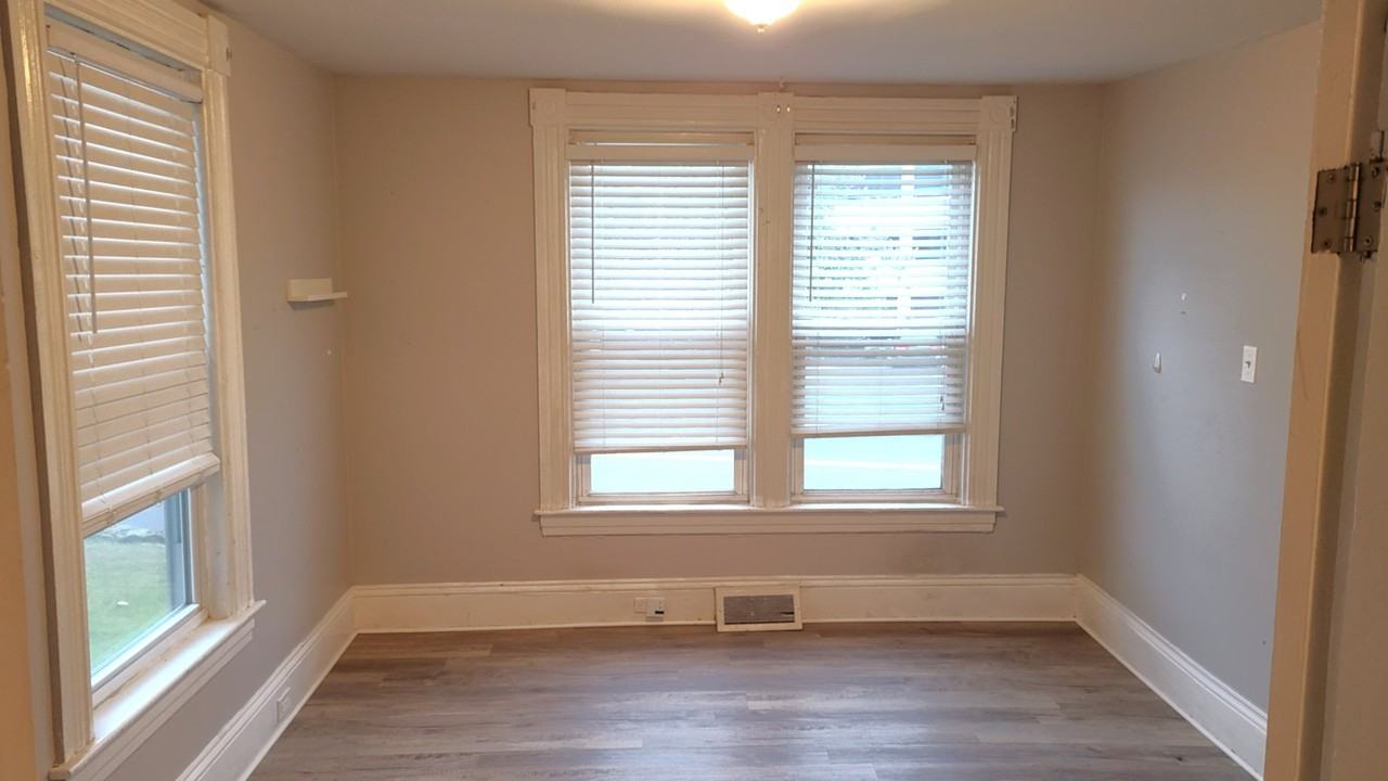 501 Massabesic St #A - Photo 4 of 7
