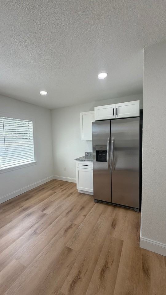 2603 Avenue N - Photo 4 of 12