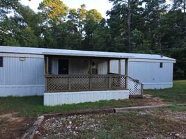 featured image of 211 W Lynnwood Ln