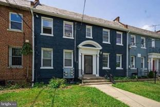 182 36th St Ne - Photo 1 of 1