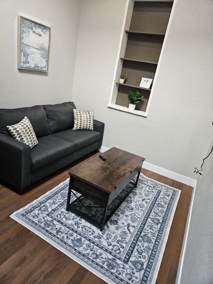 519 Main StreetUnit E #E - Photo 5 of 26