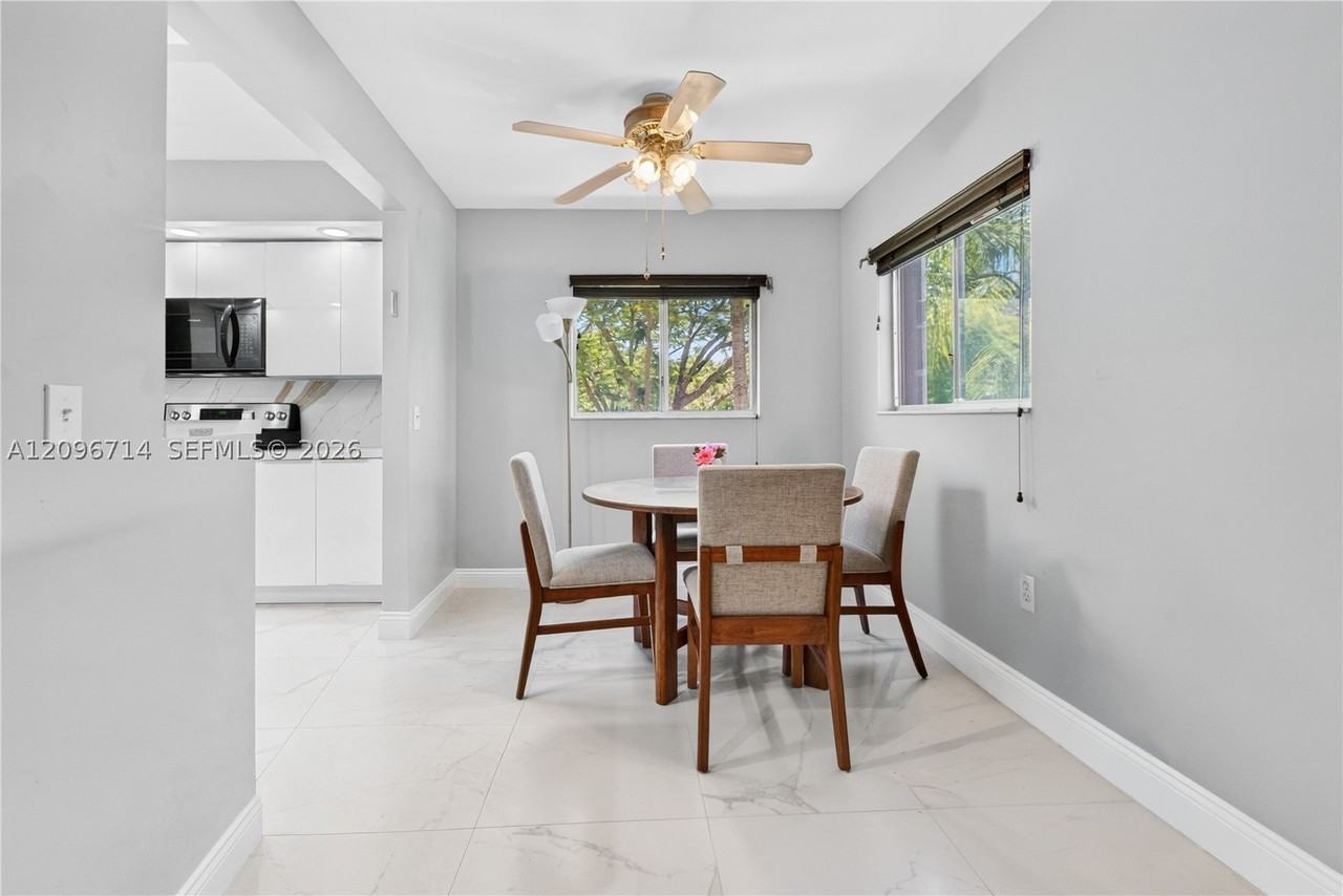 1651 Sw 127th Ave #212A - Photo 3 of 38
