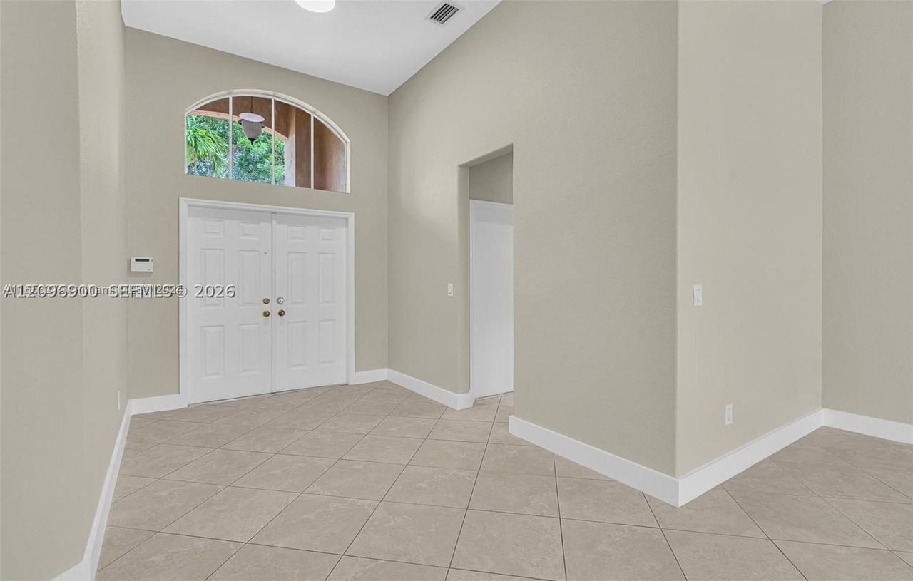 16210 Sw 36th St - Photo 3 of 28