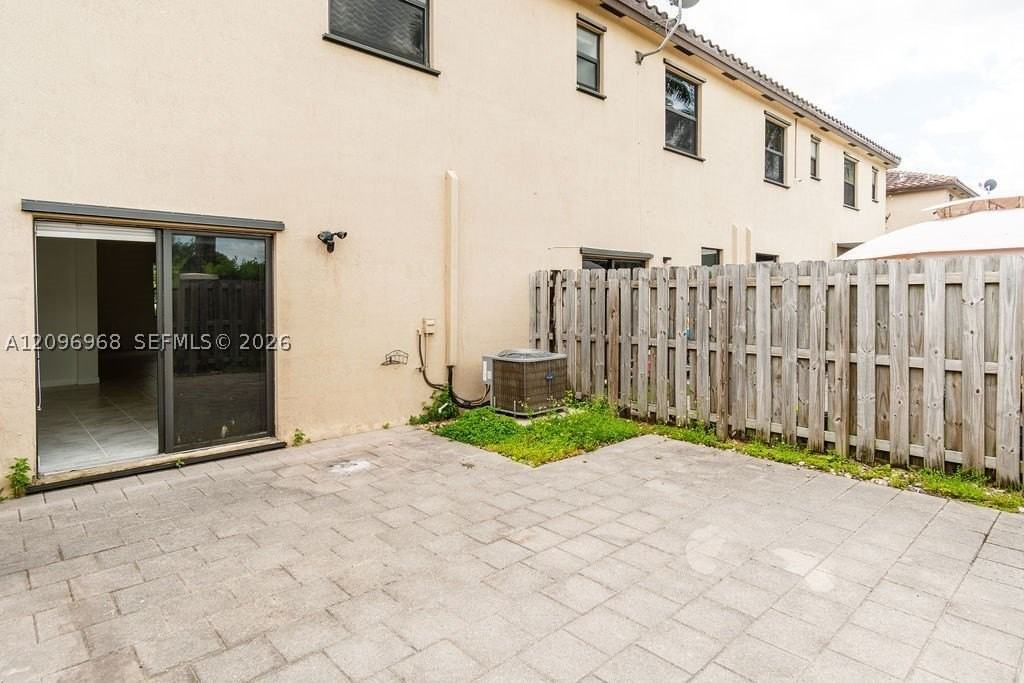 11387 Sw 248th Ter #0 - Photo 7 of 48