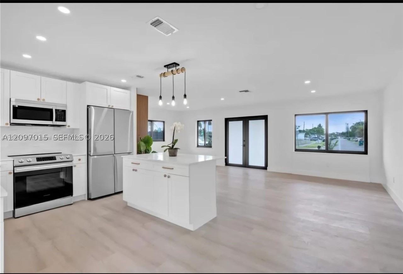 10680 Sw 146th St #0 - Photo 6 of 18
