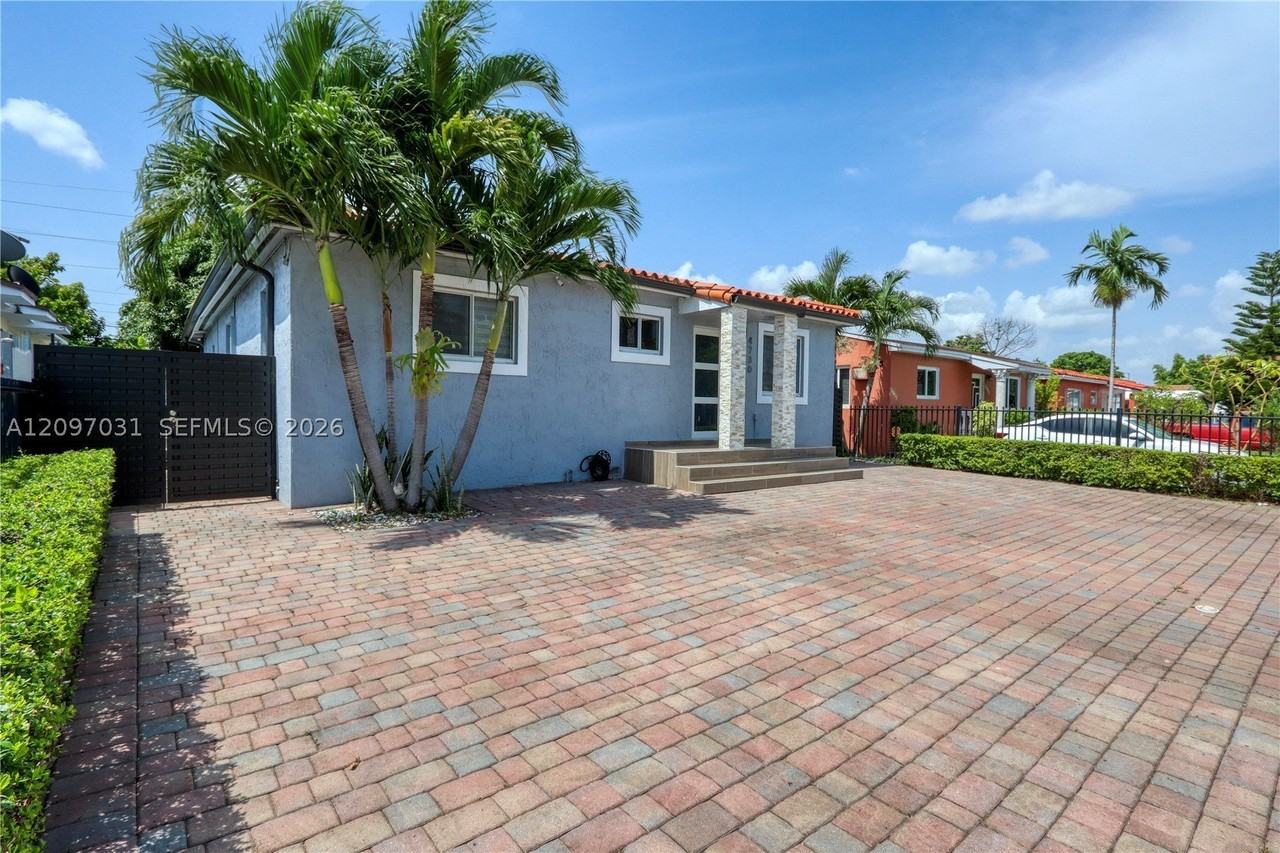 4730 Nw 4th Ter - Photo 2 of 25