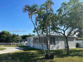 featured image of 17080 Ne 1st Ave