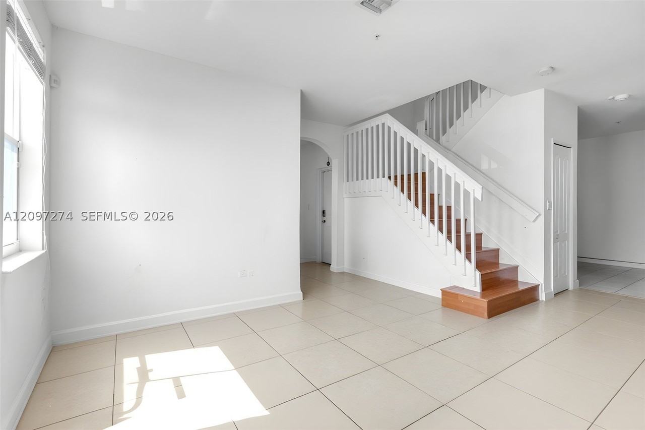 4361 Sw 160th Ave #202 - Photo 6 of 29