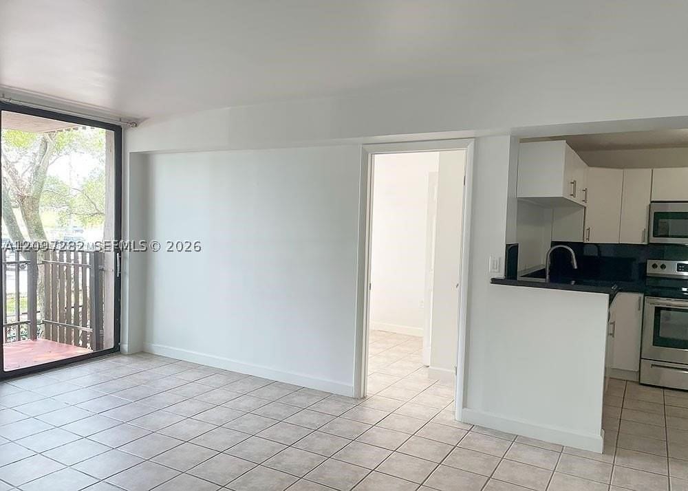 3611 Sw 117th Ave #10-206 - Photo 2 of 10