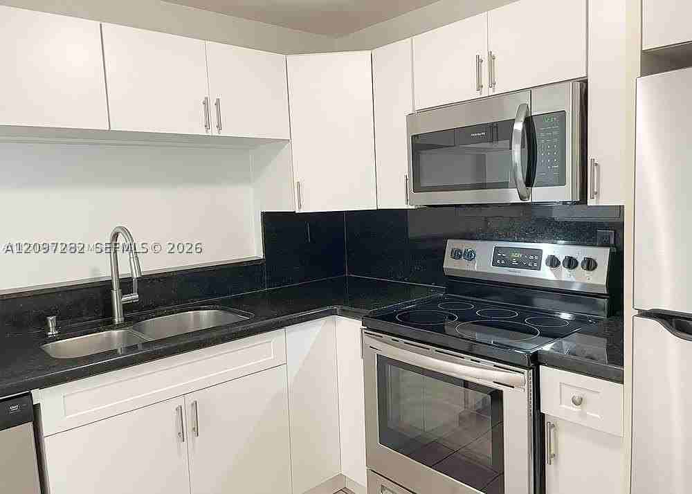 3611 Sw 117th Ave #10-206 - Photo 4 of 10